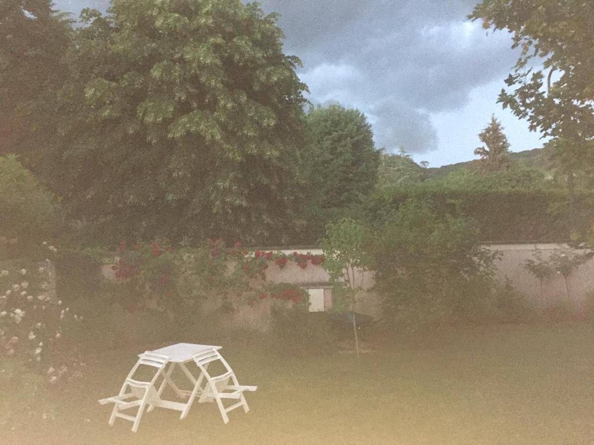 Rose Garden Mezzanine Bed and Breakfast Giverny Exterior foto